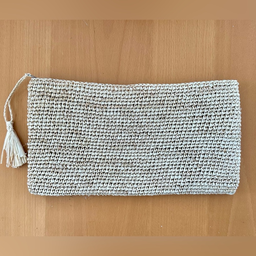 NEW Raffia woven clutch from La P’tite Cachottière Parisian Brand - Picture 4 of 7